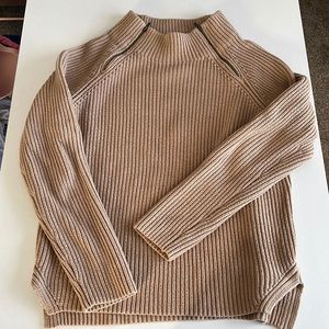 Banana Republic Sweater Small